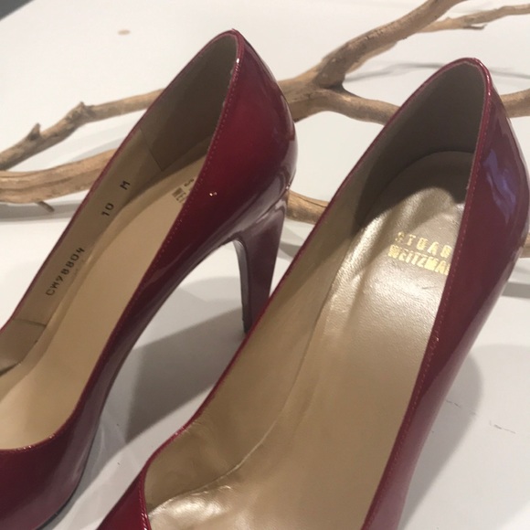 STUART WEITZMAN max red quasar patent pumps 10 - Picture 7 of 8